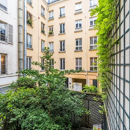 Matignon Cozy Flat Paris