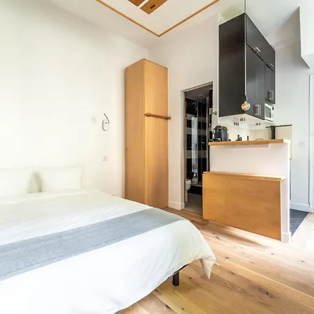 Matignon Cozy Flat Paryż