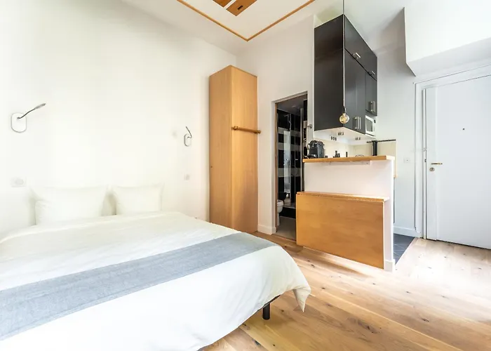 Matignon Cozy Flat Paris