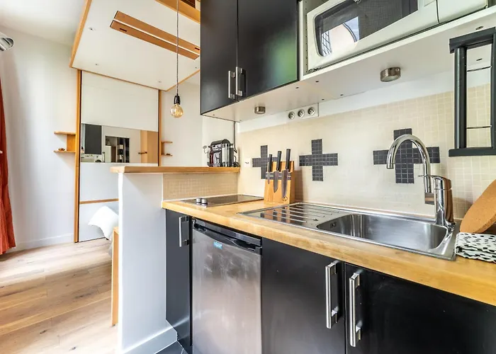 Matignon Cozy Flat Apartment Paris